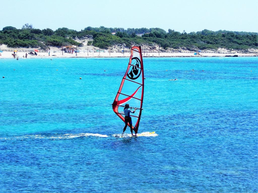 Pineta Spiaggia Grande كالاسيتا المظهر الخارجي الصورة